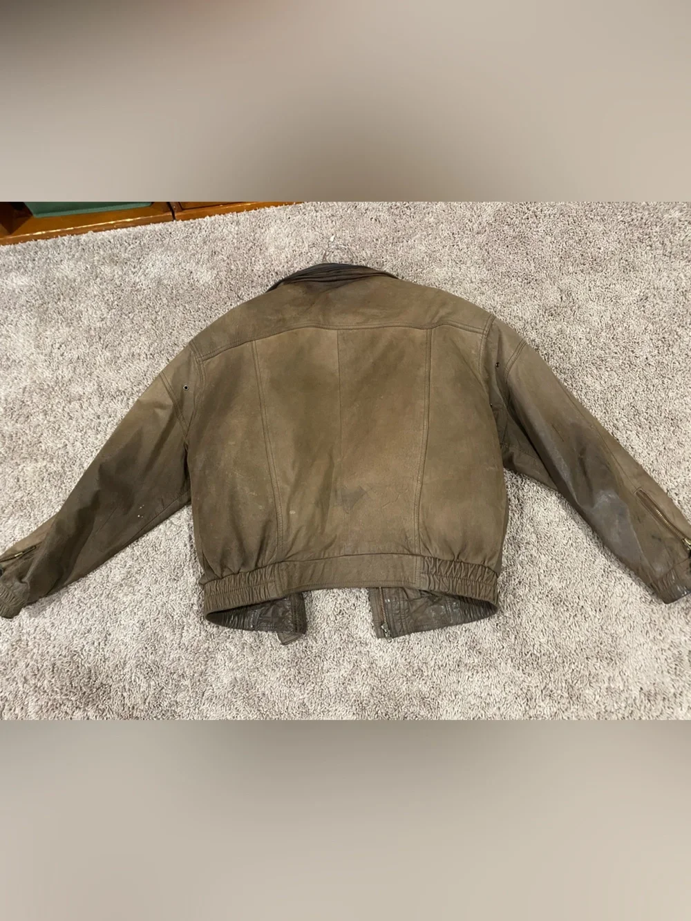 Vintage Men's Brown Bomber Jacket with Plaid Lining - used